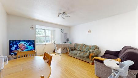 2 bedroom Flat for sale in Andrew Road, Cogan, Penarth, CF64