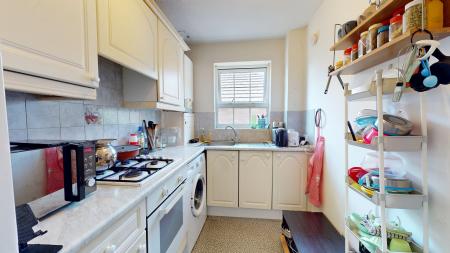 2 bedroom Flat for sale in Andrew Road, Cogan, Penarth, CF64