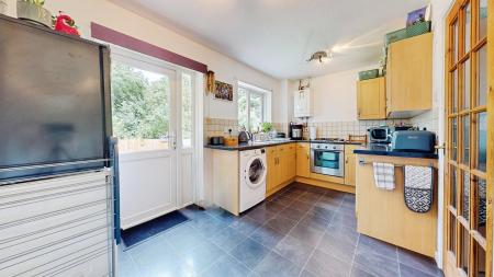 2 bedroom Semi-detached house to let in Cwrt Llechau, Llanharry, CF72
