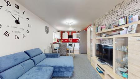 2 bedroom Flat for sale in Ashbourn Way, Llanishen, Cardiff, CF14