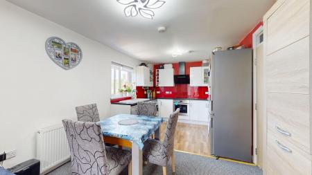 2 bedroom Flat for sale in Ashbourn Way, Llanishen, Cardiff, CF14