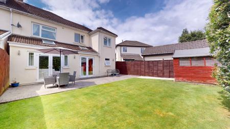 4 bedroom Semi-detached house for sale in Lon Ganol, Rhiwbina, Cardiff, CF14