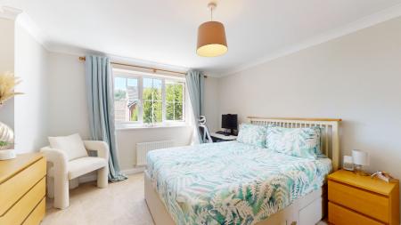 4 bedroom Detached house for sale in Alexon Way, Pontypridd, CF37