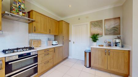 4 bedroom Detached house for sale in Alexon Way, Pontypridd, CF37