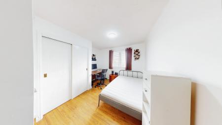 2 bedroom Flat to let in Cwrt Boston, Cardiff, CF24