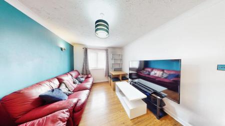 2 bedroom Flat to let in Cwrt Boston, Cardiff, CF24