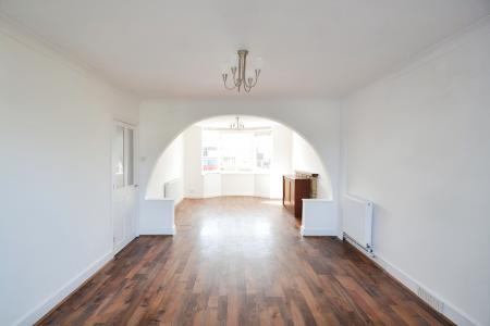 3 bedroom Semi-detached house to let in Lon Y Deri, Rhiwbina, Cardiff, CF14