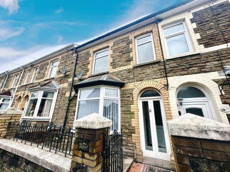 3 bedroom Terraced House to let in Castan Road, Pontyclun, CF72