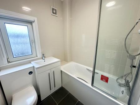 3 bedroom Terraced House to let in Castan Road, Pontyclun, CF72