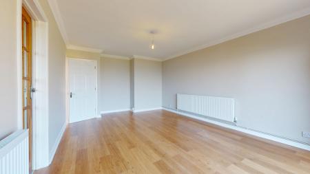 2 bedroom Flat to let in Northcliffe Drive, Penarth, CF64