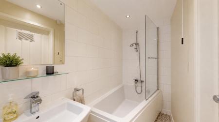 1 bedroom Flat for sale in Tunnel Terrace, Newport, NP20