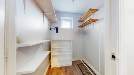 2 bedroom Apartment to let in Knights Walk, Caerphilly, CF83