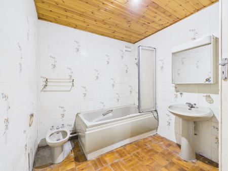 4 bedroom Detached bungalow for sale in Rhiwbina Hill, Rhiwbina, Cardiff, CF14