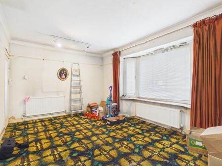 4 bedroom Detached bungalow for sale in Rhiwbina Hill, Rhiwbina, Cardiff, CF14