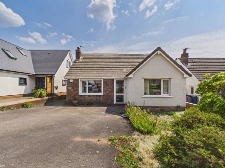 3 bedroom Detached bungalow for sale in Dan Y Graig, Pantmawr, Cardiff, CF14
