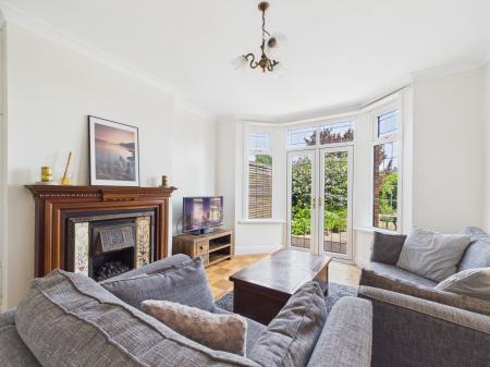 3 bedroom Semi-detached house for sale in Ash Grove, Whitchurch, Cardiff, CF14