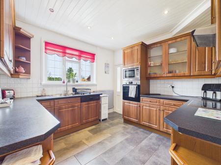 3 bedroom Semi-detached house for sale in Ash Grove, Whitchurch, Cardiff, CF14