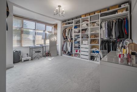 4 bedroom Semi-detached house for sale in Thornhill Road, Rhiwbina, Cardiff, CF14