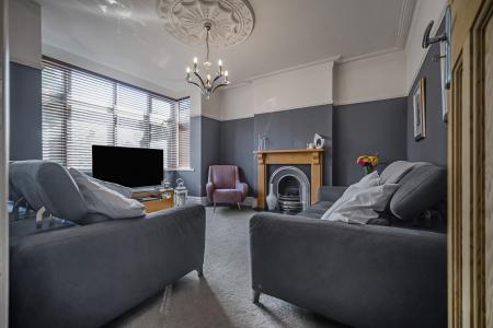 4 bedroom Semi-detached house for sale in Thornhill Road, Rhiwbina, Cardiff, CF14