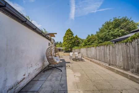 4 bedroom Semi-detached house for sale in Thornhill Road, Rhiwbina, Cardiff, CF14