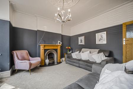 4 bedroom Semi-detached house for sale in Thornhill Road, Rhiwbina, Cardiff, CF14