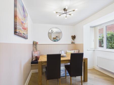 3 bedroom End of terrace house for sale in Ffordd Mograig, Llanishen, Cardiff, CF14