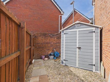 3 bedroom End of terrace house for sale in Ffordd Mograig, Llanishen, Cardiff, CF14