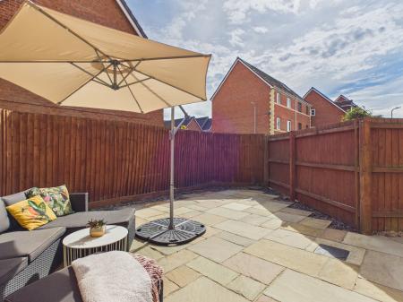 3 bedroom End of terrace house for sale in Ffordd Mograig, Llanishen, Cardiff, CF14