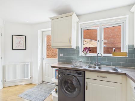 3 bedroom End of terrace house for sale in Ffordd Mograig, Llanishen, Cardiff, CF14