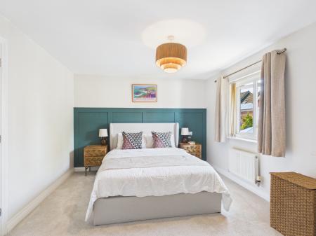 3 bedroom End of terrace house for sale in Ffordd Mograig, Llanishen, Cardiff, CF14