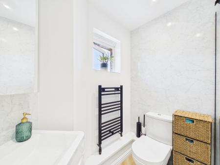3 bedroom End of terrace house for sale in Ffordd Mograig, Llanishen, Cardiff, CF14