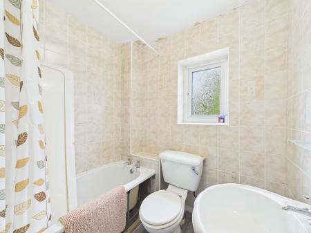 2 bedroom End of terrace house for sale in Oakridge, Thornhill, Cardiff, CF14