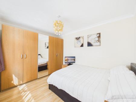 2 bedroom Semi-detached house for sale in Elderberry Road, Fairwater, Cardiff, CF5