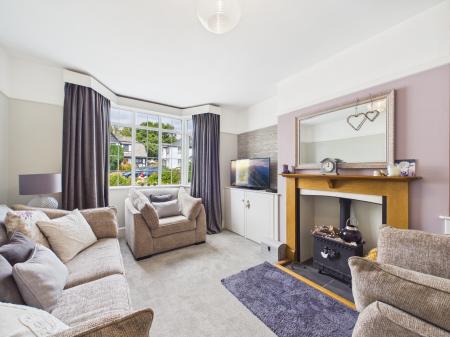 5 bedroom Semi-detached house for sale in Heol Y Bryn, Rhiwbina, Cardiff, CF14