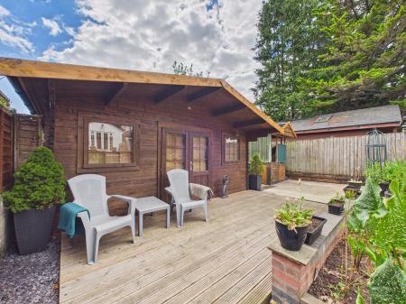 5 bedroom Semi-detached house for sale in Heol Y Bryn, Rhiwbina, Cardiff, CF14