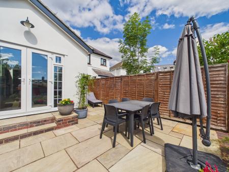 5 bedroom Semi-detached house for sale in Heol Y Bryn, Rhiwbina, Cardiff, CF14