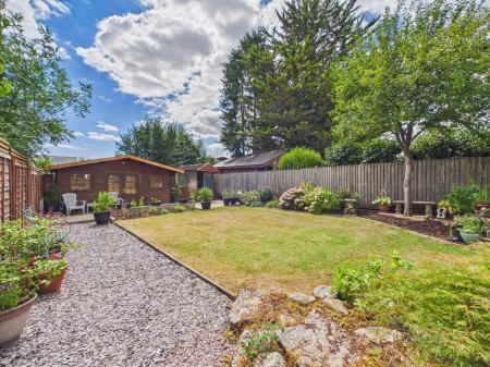 5 bedroom Semi-detached house for sale in Heol Y Bryn, Rhiwbina, Cardiff, CF14