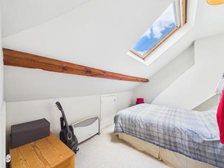 5 bedroom Semi-detached house for sale in Heol Y Bryn, Rhiwbina, Cardiff, CF14
