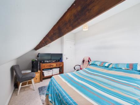 5 bedroom Semi-detached house for sale in Heol Y Bryn, Rhiwbina, Cardiff, CF14