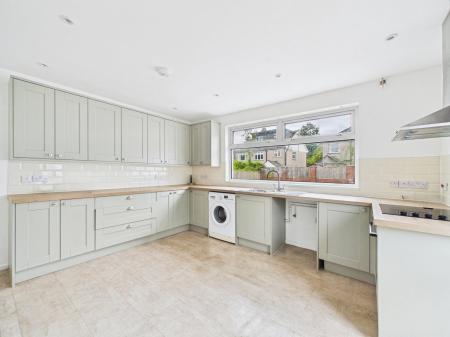 2 bedroom Bungalow to let in Lon Y Nant, Rhiwbina, Cardiff, CF14