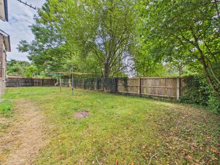 1 bedroom Studio flat for sale in Galahad Close, Thornhill, Cardiff, CF14