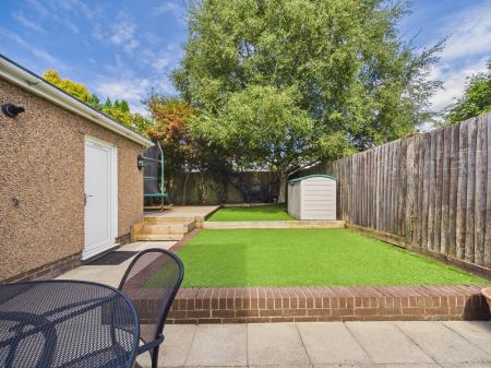 4 bedroom Semi-detached house for sale in Heol Cae-Rhys, Rhiwbina, Cardiff, CF14