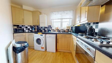 2 bedroom Flat to let in Fleming Walk, Church Village, Pontypridd, CF38