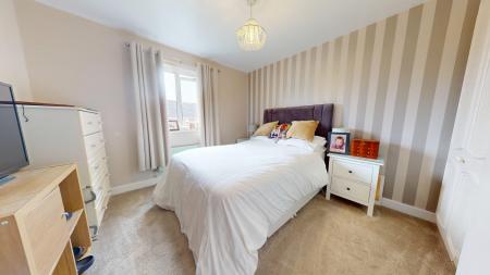 2 bedroom Flat to let in Fleming Walk, Church Village, Pontypridd, CF38