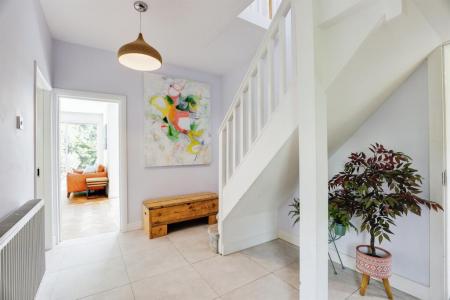 4 bedroom Semi-detached house to let in Caer Wenallt, Cardiff, CF14