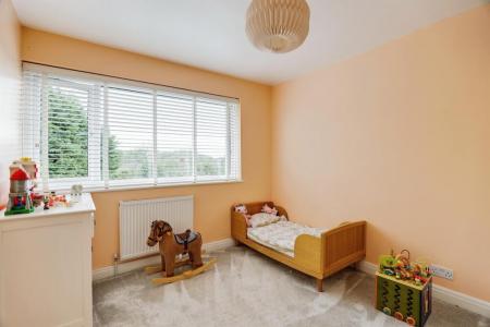 4 bedroom Semi-detached house to let in Caer Wenallt, Cardiff, CF14