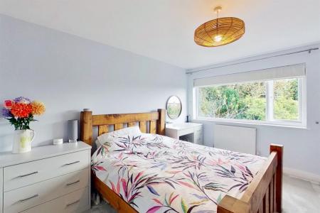 4 bedroom Semi-detached house to let in Caer Wenallt, Cardiff, CF14