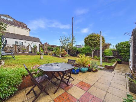4 bedroom Semi-detached house for sale in Brynteg, Cardiff, CF14