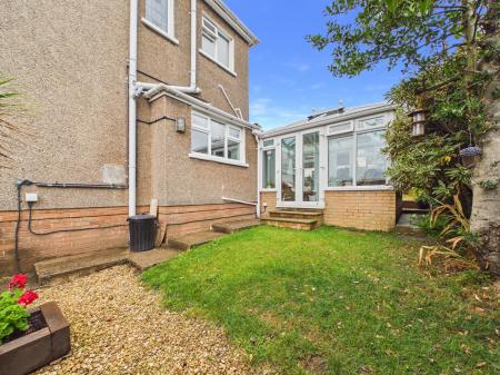 4 bedroom Semi-detached house for sale in Brynteg, Cardiff, CF14