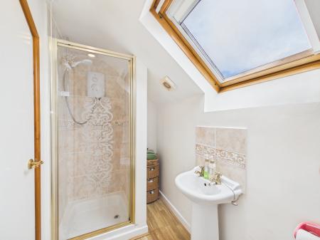 4 bedroom Semi-detached house for sale in Brynteg, Cardiff, CF14